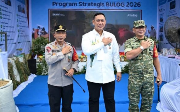 Bantu Petani Jagung Kapolda Jabar Terima Penghargaan Presiden RI