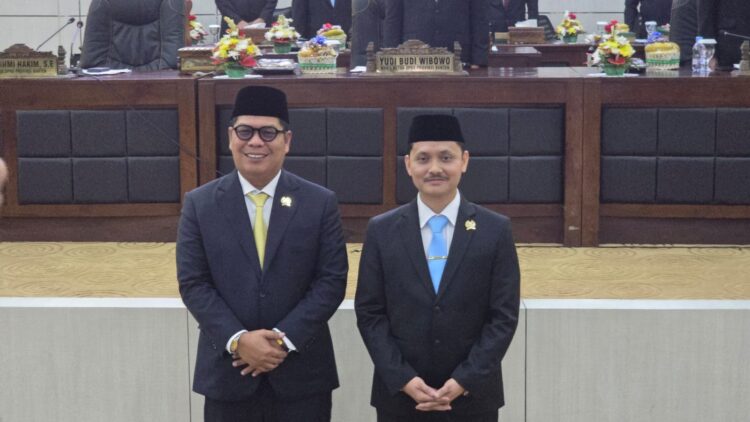 Paripurna Istimewa DPRD Banten Tetapkan Riyan Hidayat sebagai Anggota PAW