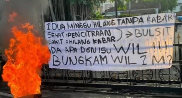Spanduk Pedas di Balai Kota Bogor, JANGKAR Sentil “2 Minggu Hilang Tanpa Kabar” dan Isu WIL