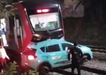 Kegagalan Sistem Elektronik Mobil Listrik “Lumpuh Total” Pengemudi  yang Terjebak Maut