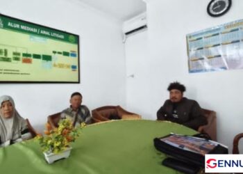 Air Mata Orang Tua Renta Warnai Sidang Praperadilan Teguh Riyanto di PN Sragen: “Wong Cilik Menanti Keadilan, Berharap Hati Nurani Masih Hidup di Ruang Sidang”