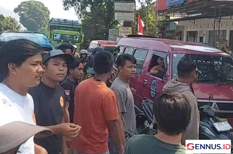 Demo Supir Angkot  02 dan 09 Cicurug – Sukabumi Dapat Tanggapan dari Dinas Perhubungan