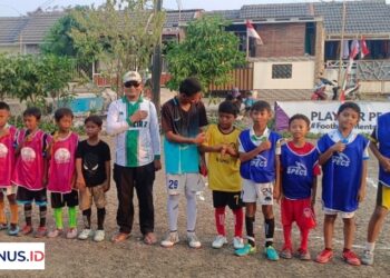 Perum Leticia Buni Bhakti Kabupaten Bekasi Meriahkan HUT RI Ke-81 Tahun dengan Lomba Futsal, Piala Ketua RT