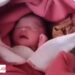 Geger! Warga Curug Dengdeng Temukan Bayi Perempuan di Depan Teras Rumahnya