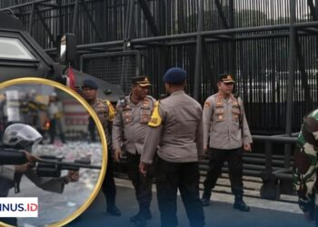 Barikade TNI-Polri Berlapis dan Kendaraan Taktis Kepung DPR Jelang Aksi 27 Agustus