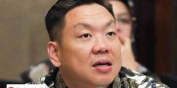 DPR Semprot Kepala BGN Soal Maraknya Keracunan MBG : Kalau Anak Saya yang Keracunan, Saya Gugat SPPG dan BGN!